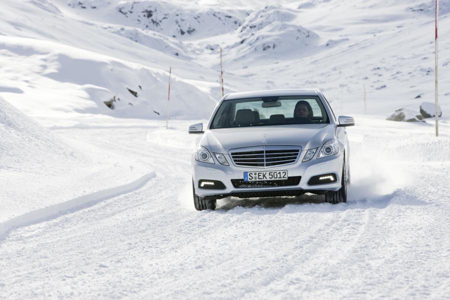 Mercedes-Benz E-Class 4Matic 2009 года  (фото 17 из 43)
